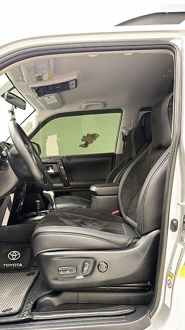 Toyota: Toyota 4Runner: 2019 г., 4 л, Типтроник, Бензин, Внедорожник — 6