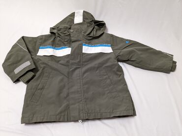 krugluju 2 h spalnuju krovat: Куртка для мальчика фирмы H&M в очень хорошем состоянии. Размер