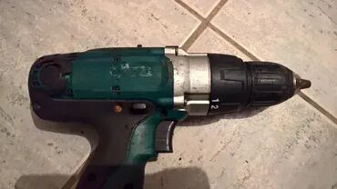 Električne bušilice: 1. Makita MXT 6339D 2. Makita MXT 6349D 18 3. Makita 6227D 4. Makita — 3