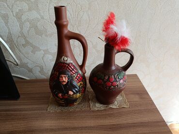 bamya toxumu harda satilir: Saxsı gablar satılır.Əl işidiTam sağlam vəziyyətdədir