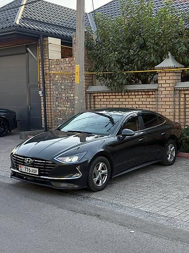 corolla 2018: Hyundai Sonata: 2019 г., 2 л, Автомат, Газ, Седан — 3