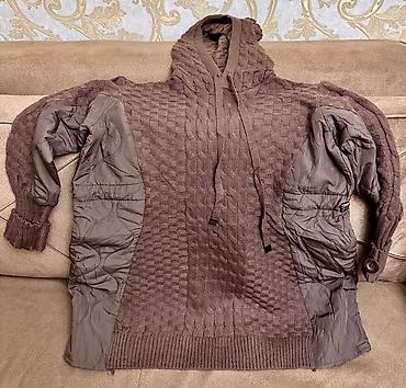 Svitşotlar: Yenidir! Hoodie tipli qarışıq materialdan qadın sviteri - Rəng: tünd — 1