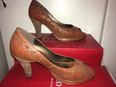 Туфли: Кожаные стильные туфли (Корея) Открытый Носок. Размер на 36,5-37,5 at lalafo.kg — 10 Туфли: Кожаные стильные туфли (Корея) Открытый Носок. Размер на 36,5-37,5 — 10