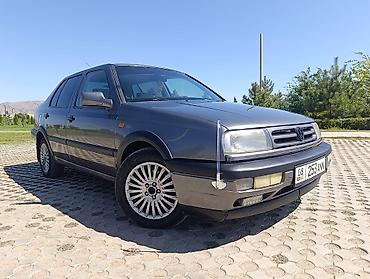 эур на ваз: Volkswagen Vento: 1993 г., 2 л, Механика, Бензин, Седан — 1
