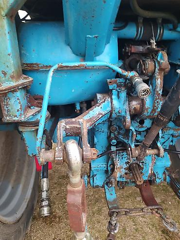 Traktorlar: Minsk Traktor Zavodunun Belarus seriyasından dördçəkən traktor — 21