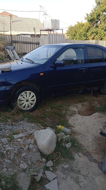 hyundai sonata 1998: Nissan Almera: 1998 г., 1.8 л, Механика, Бензин, Седан