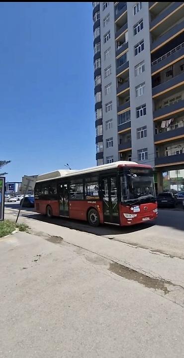 Mənzillərin satışı: Şair Əliağa Vahid heykəlnin yanında Xəzri mtk bina mənzil satıram 2 — 1