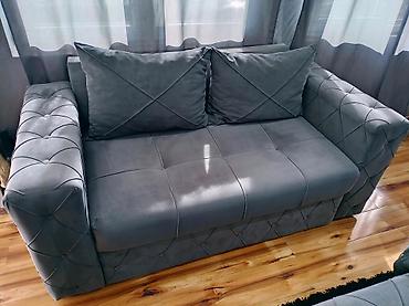komode i nocni ormarici: Sivi tapacirani set za dnevni boravak – sofa, dvosjed/fotelja i tabure — 1