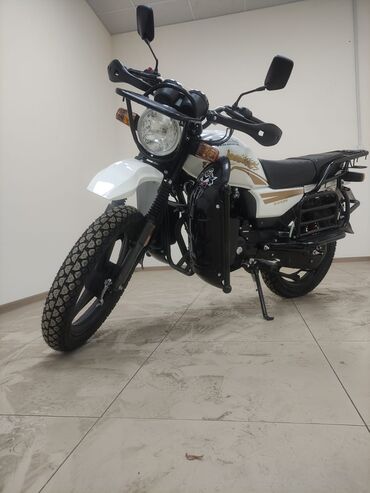 Suzuki: Мотоцикл