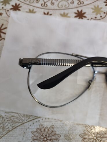 Eynəklər: Antiblik eynək, Cartier, Yeni