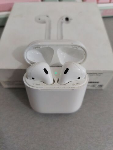 оригинал магнитафон: Продаю AirPods 1, оригиналы. Коробка, доки все есть