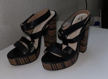 белорусская обувь: Босоножки женские. 38-39 размер