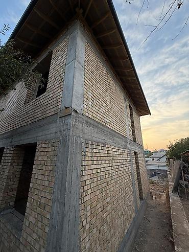 курулуш компания: 6 бөлмө жана андан көп, 270 м², 5 соток, Ош, Геолог шаарчасы, Менчик ээси — 4