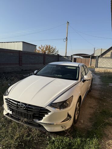 продаю с доплатой мне: Hyundai Sonata: 2019 г., 2 л, Автомат, Бензин, Седан