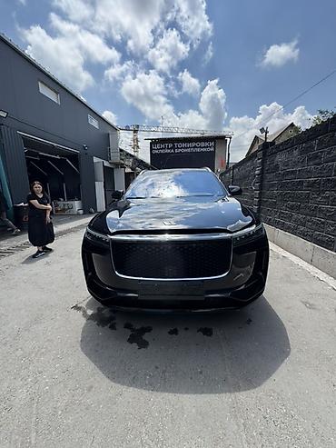 Lixiang One: 2021 г., 1.2 л, Электромобиль, Кроссовер