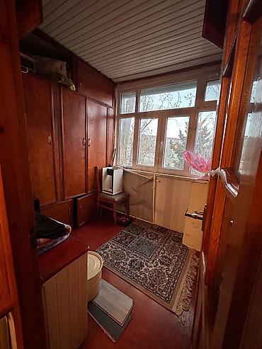 Uzunmüddətli kirayə mənzillər: 3 otaqlı mənzil – geniş eyvanlı - Planlaşdırma: uzun dəhlizli, 3 ayrı — 4