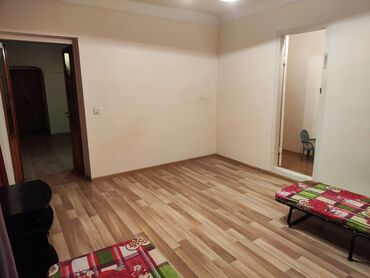 Uzunmüddətli kirayə mənzillər: 2 otaq + 1 kiçik otaq,3/1-i,h/t, ayrı girişi olan bina evi ailəyə -da lalafo.az — 19 Uzunmüddətli kirayə mənzillər: 2 otaq + 1 kiçik otaq,3/1-i,h/t, ayrı girişi olan bina evi ailəyə — 19