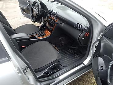 Mercedes-Benz: Mercedes-Benz 220: 2001 г., 2 л, Механика, Бензин, Универсал — 9