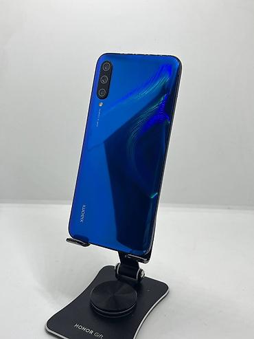 am 4: Xiaomi, Mi A3, Б/у, 64 ГБ, цвет - Синий, 2 SIM — 3