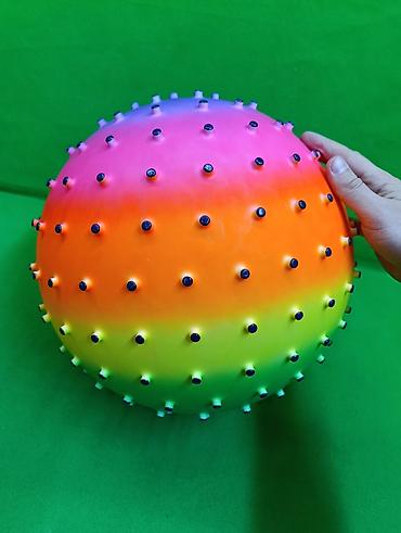 Другие товары для детей: 🌈 Большой радужный мяч с шипами — яркая игрушка для активных игр ⚽ — 4