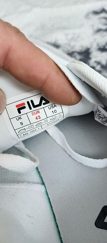 кроссовки: Кожаные кроссовки Итальянского бренда FILA . Размер 43 — 9