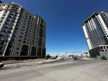 помещение под фаст фуд: Асанбай ( Школа ГазПром ) Продается шикарное коммерческое помещение