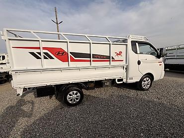 Унаа сатуу: Hyundai Porter: 2020 г., 2.5 л, Кол менен иштөөчү, Дизель, Бус — 4