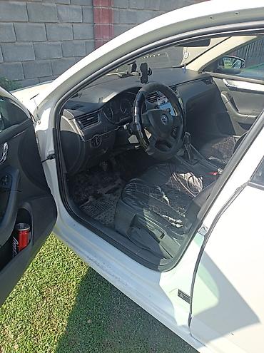 01: Skoda Octavia: 2014 г., 1.4 л, Механика, Бензин, Лифтбек — 2