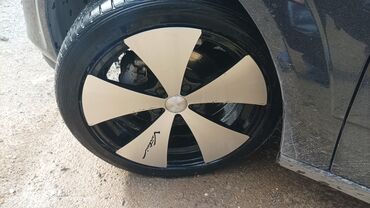 təkər r14: İşlənmiş Disk təkər 215 / 45 / R 17, 5 Boltlu