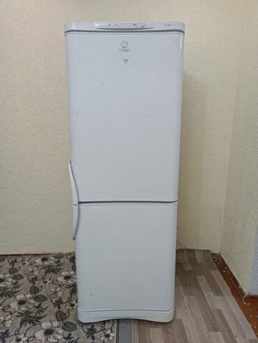 пивной холодильник: Холодильник Indesit, Б/у, Двухкамерный, No frost, 60 * 170 * 60