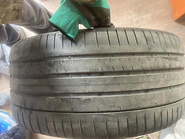 Шины: Летние балоны 4 штуки разноширокие размер 315/35/21 2 шт 275/40/21 — 4