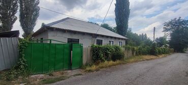 продается дом г каракол: Дом, 130 м², 4 комнаты, Собственник, Косметический ремонт