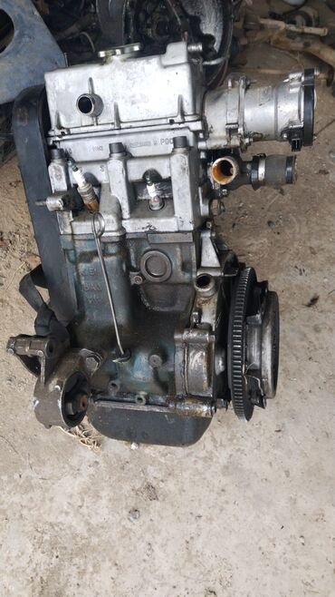 Sbor motorlar və silindr başlıqları: VAZ (Lada) üçün komplekt hissələr - Mühərrik komplekti: VAZ — 1