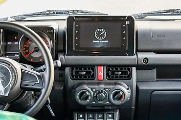 Suzuki: Suzuki Jimny: 2024 г., Бензин — 10