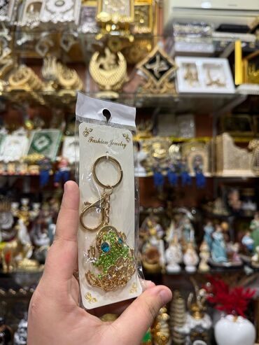 Breloklar: Milli Brloklar 3azn Xrustal Qaşlı dəmir Brloklar 9azn. Gözəl rəngli -da lalafo.az — 3 Breloklar: Milli Brloklar 3azn Xrustal Qaşlı dəmir Brloklar 9azn. Gözəl rəngli — 3