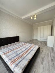 сдаю квартиру район политех: 2 комнаты, 75 м², Элитка, 2 этаж, Евроремонт