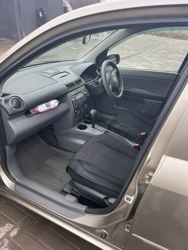 Mazda: Mazda Demio: 2006 г., 1.5 л, Автомат, Бензин, Хэтчбэк — 3