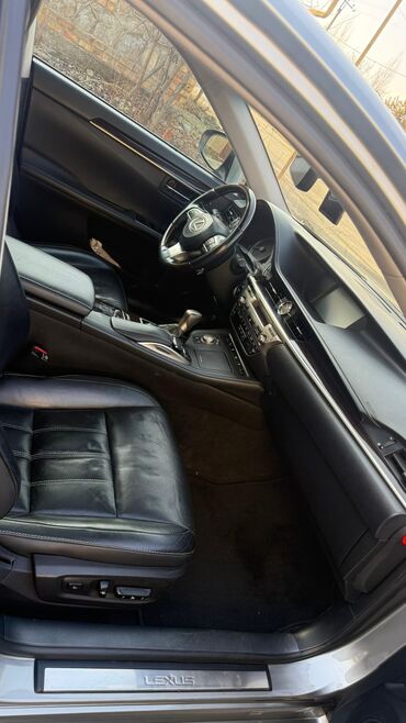 Lexus: Lexus ES: 2018 г., 2.5 л, Вариатор, Гибрид, Седан — 24