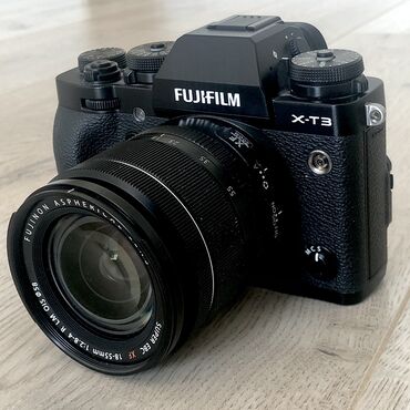 профессиональная камера для фотографа цена: Продаю б/у фотоаппарат Fujifilm X-T3. Аппарат был бережно использован