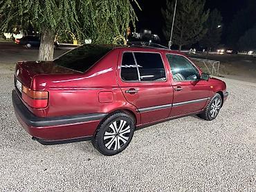 авто порше: Volkswagen Vento: 1992 г., 1.8 л, Механика, Бензин, Седан — 6