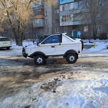 авто дешевле: ЛуАЗ 969: 1988 г., 0.9 л, Механика, Бензин, Внедорожник