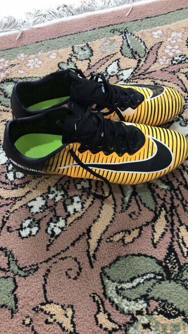 заказать футбольную форму со своей фамилией и номером: Продаю Бутсы: Nike mercurial vapor 11 Качество:🔥🔥🔥 Носил только 2-3