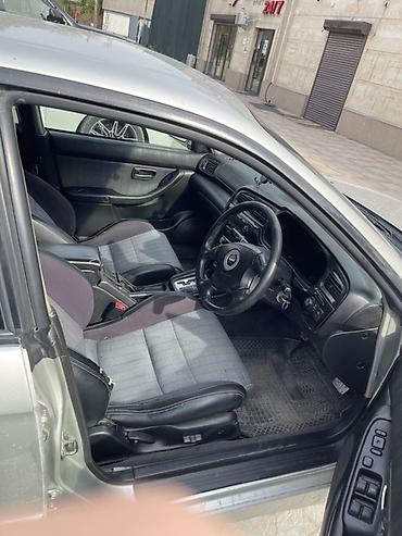 a4 b7: Subaru Legacy: 2001 г., Седан — 10
