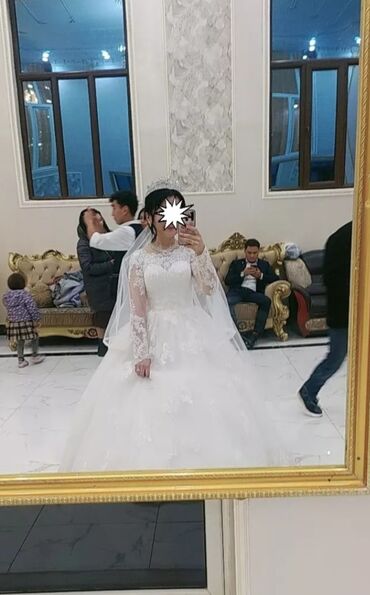 пиджак платья: Пышное свадебное платье принцесса (A-line/ball gown) белого цвета. -