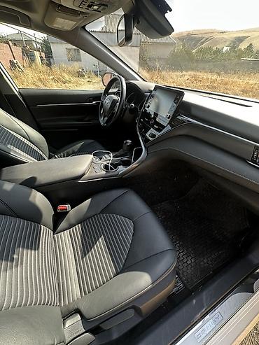 купить машину с киргизии: Toyota Camry: 2023 г., 2.5 л, Автомат, Гибрид, Седан — 7