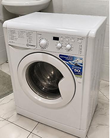 Стиральная машина Indesit, фронтальная загрузка. Характеристики и