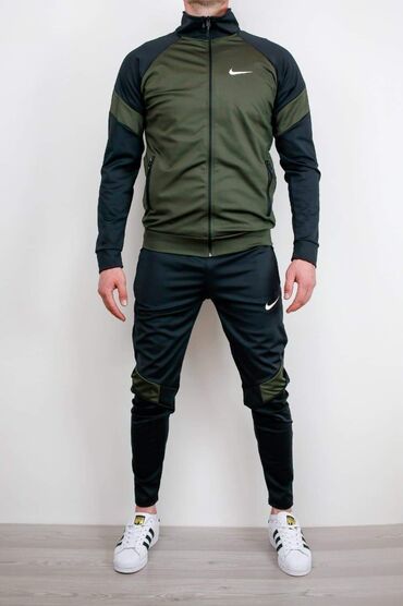 Trenerke: TOP PONUDA Veličine S M L XL XXL Cena 4400 dinara Moguca zamena — 9