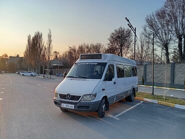 Автобусы и маршрутки: Автобус, Mercedes-Benz, 2003 г., 2.2 л, до 15 мест