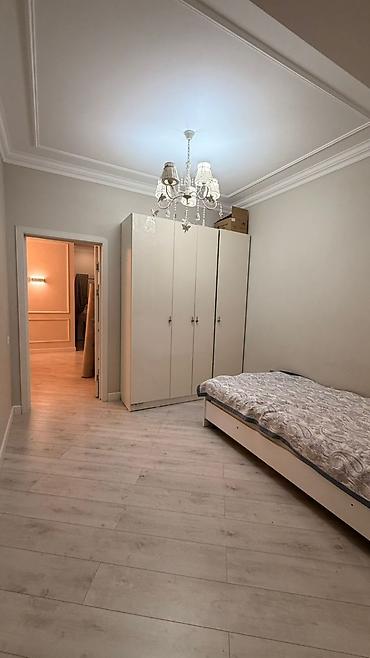 4 комната: 4 комнаты, 100 м², Ала-Арча ТРЦ 12 этаж, Дизайнерский ремонт — 3