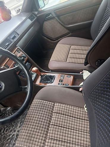 bmw 7 е38: Mercedes-Benz W124: 1992 г., 2 л, Механика, Бензин, Седан — 4